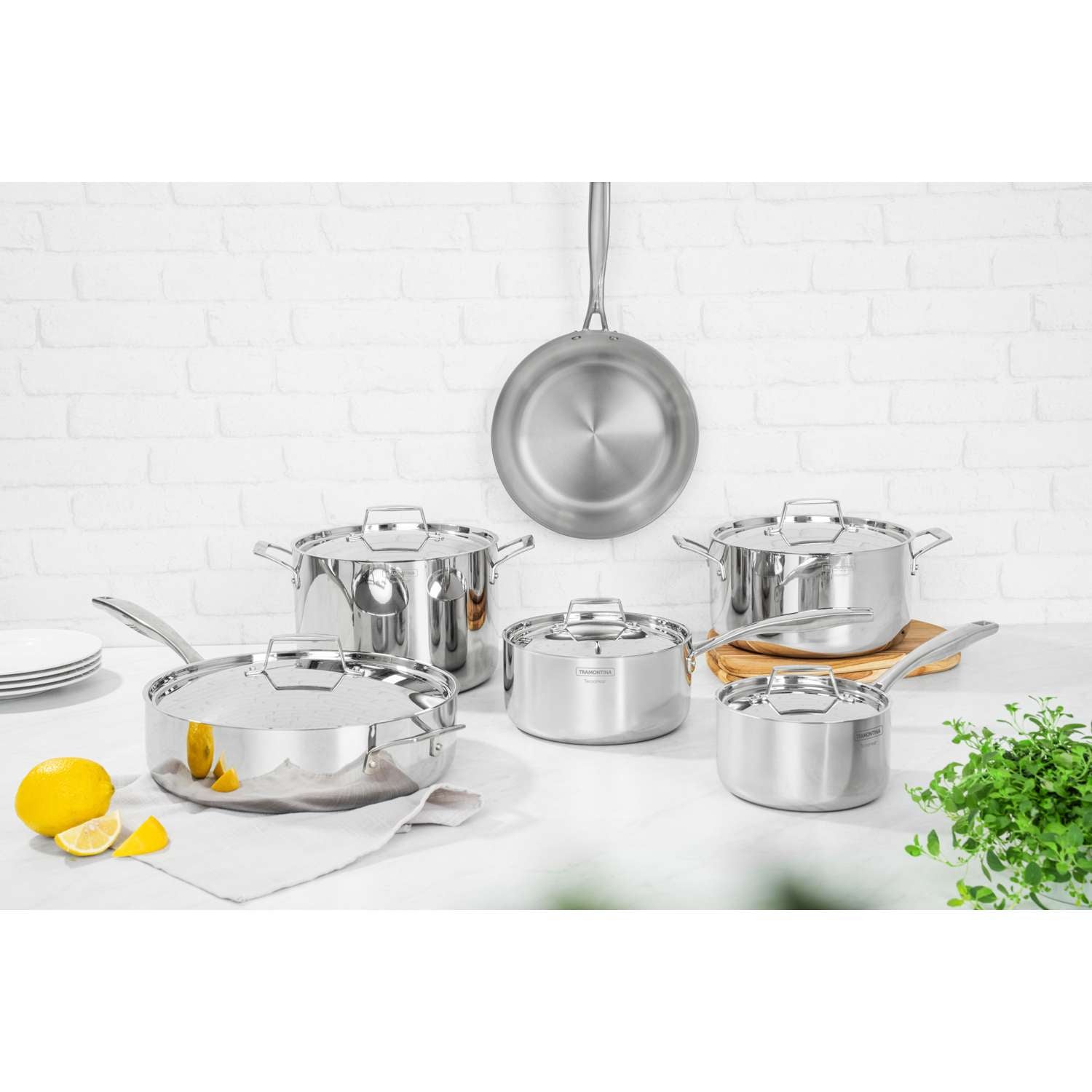 How about 10% OFF on your first order?