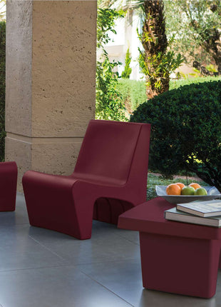 Tramontina Berta Polyethylene Lounge Chair (Burgundy) - Tramontina Store UK